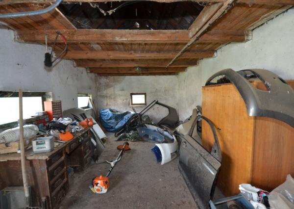 Samostatne stojaci rodinný dom s pozemkom 897m2