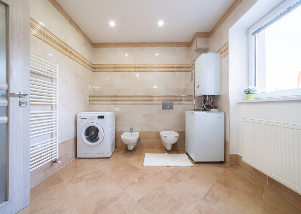 REZERVOVANÉ 6-izb. Rodinný dom s pivnicou, pozemok 638 m² DOHODA MOŽNÁ