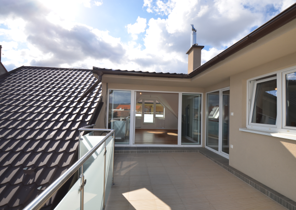 REZERVOVANÉ 6-izb. Rodinný dom s pivnicou, pozemok 638 m² DOHODA MOŽNÁ