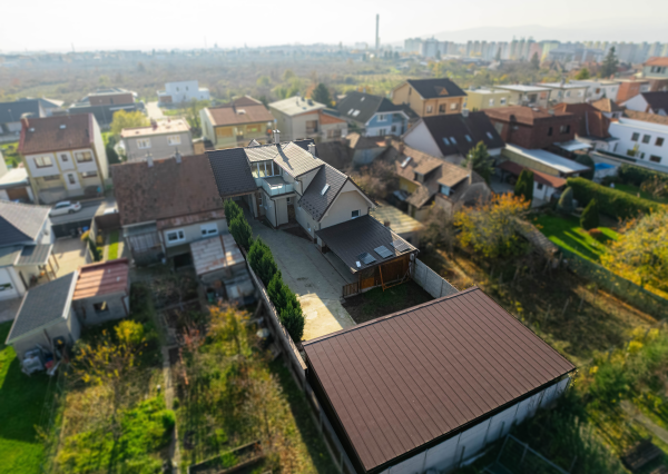 REZERVOVANÉ 6-izb. Rodinný dom s pivnicou, pozemok 638 m² DOHODA MOŽNÁ