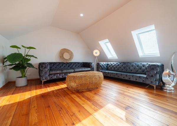 REZERVOVANÉ 6-izb. Veľký rodinný dom s pivnicou a altánkom. Oplatí sa vidieť.