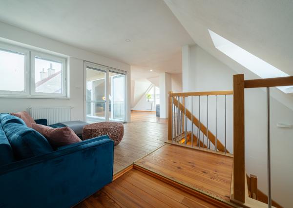 REZERVOVANÉ 6-izb. Veľký rodinný dom s pivnicou a altánkom. Oplatí sa vidieť.