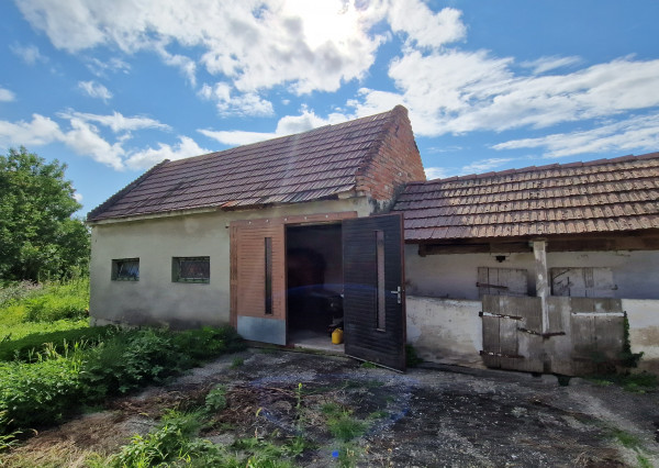 REZERVOVANÉ Rodinný dom s pozemkom 897m2. Možnosť financovať cez hypotéku.