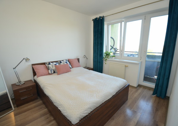 PREDANÉ - Pekný 2-izb. byt so šatníkom a vlastným kúrením. Nízke náklady a výborná dispozícia