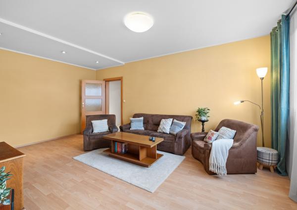 Krásny a svetlý 3-izb. byt s výhľadom do zelene. Oplatí sa vidieť