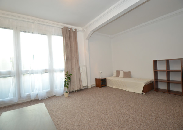 Veľký 1-izbový byt s krásnym výhľadom na Karpaty, Teplická ulica