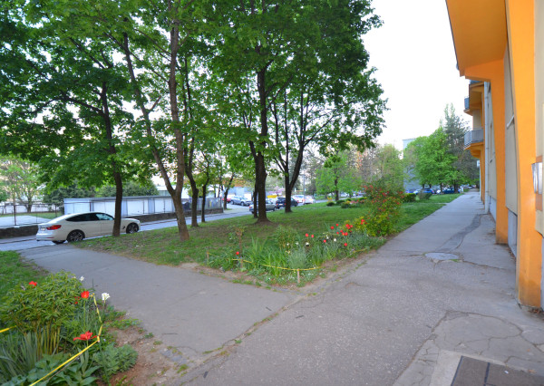 Veľký 1-izbový byt s krásnym výhľadom na Karpaty, Teplická ulica