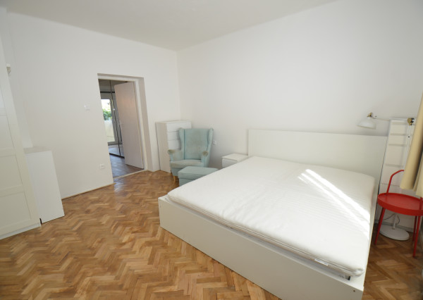 Pekný a priestranný 2-izbový byt s výmerou cca 80 m² – Modra, Vinárska ulica