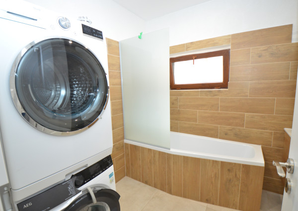 Pekný a priestranný 2-izbový byt s výmerou cca 80 m² – Modra, Vinárska ulica