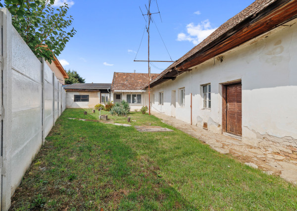 Rodinný dom s pozemkom 515 m² vo Vištuku
