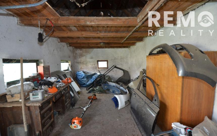 Samostatne stojaci rodinný dom s pozemkom 897m2