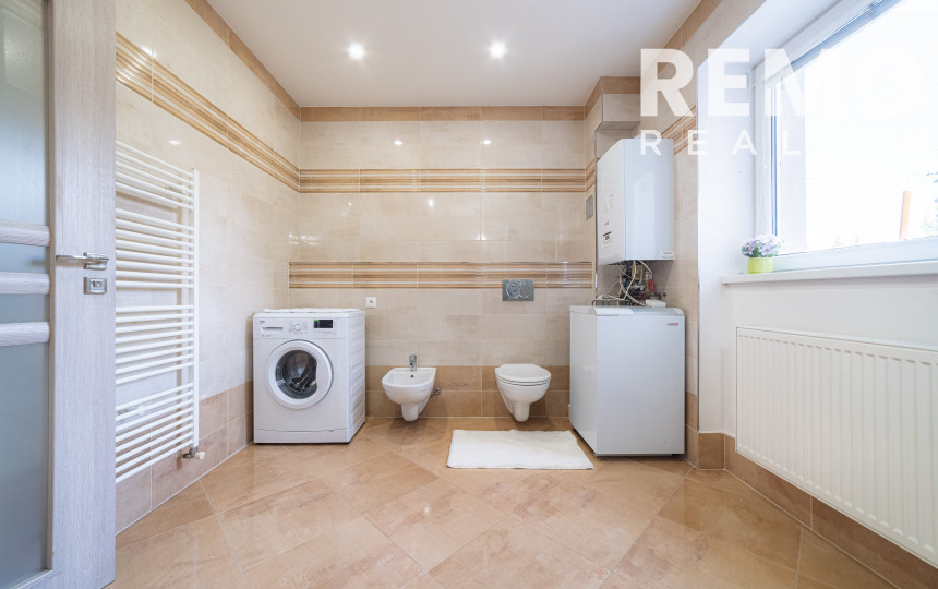 REZERVOVANÉ 6-izb. Rodinný dom s pivnicou, pozemok 638 m² DOHODA MOŽNÁ