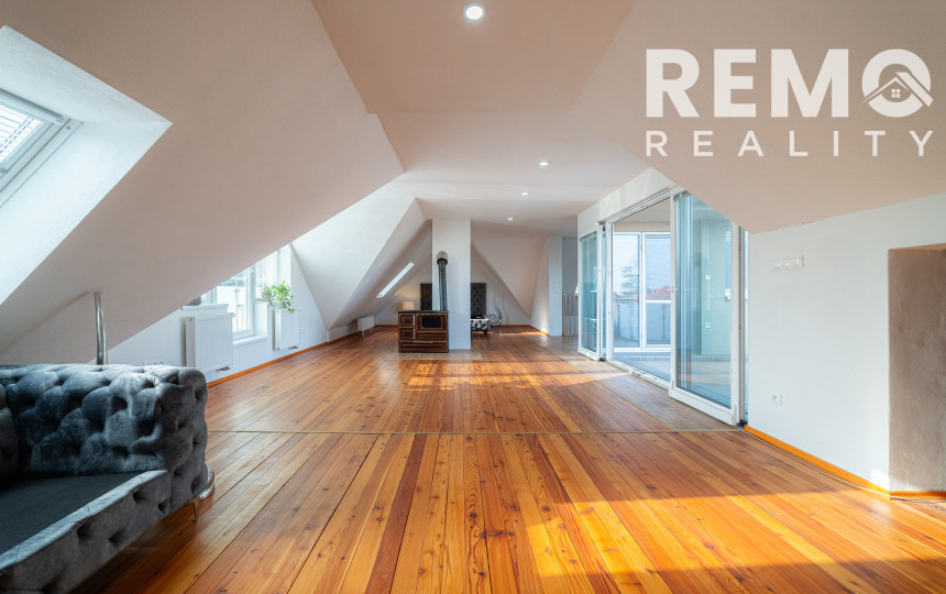 REZERVOVANÉ 6-izb. Rodinný dom s pivnicou, pozemok 638 m² DOHODA MOŽNÁ