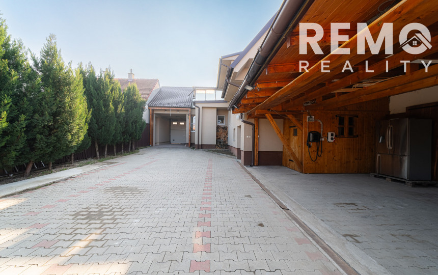 REZERVOVANÉ 6-izb. Rodinný dom s pivnicou, pozemok 638 m² DOHODA MOŽNÁ