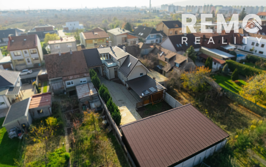 REZERVOVANÉ 6-izb. Rodinný dom s pivnicou, pozemok 638 m² DOHODA MOŽNÁ