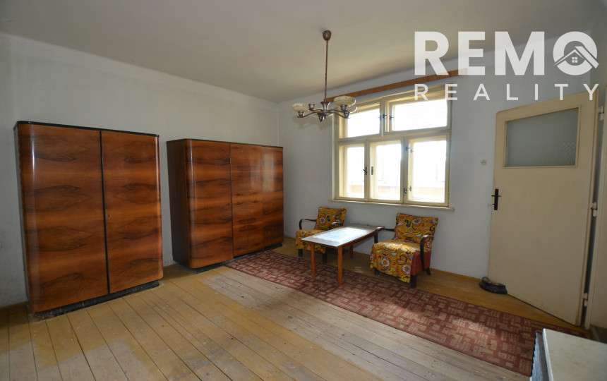 REZERVOVANÉ Rodinný dom s pozemkom 897m2. Možnosť financovať cez hypotéku.