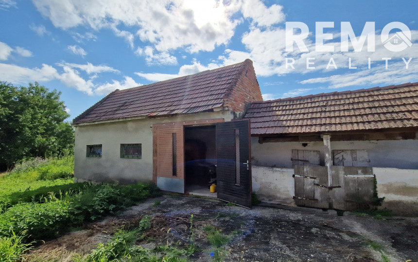 REZERVOVANÉ Rodinný dom s pozemkom 897m2. Možnosť financovať cez hypotéku.