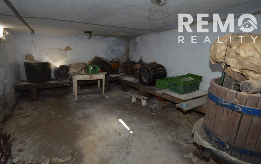 REZERVOVANÉ Rodinný dom s pozemkom 897m2. Možnosť financovať cez hypotéku.