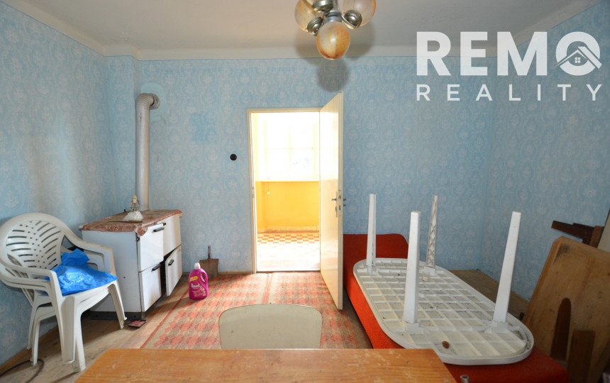 REZERVOVANÉ Rodinný dom s pozemkom 897m2. Možnosť financovať cez hypotéku.