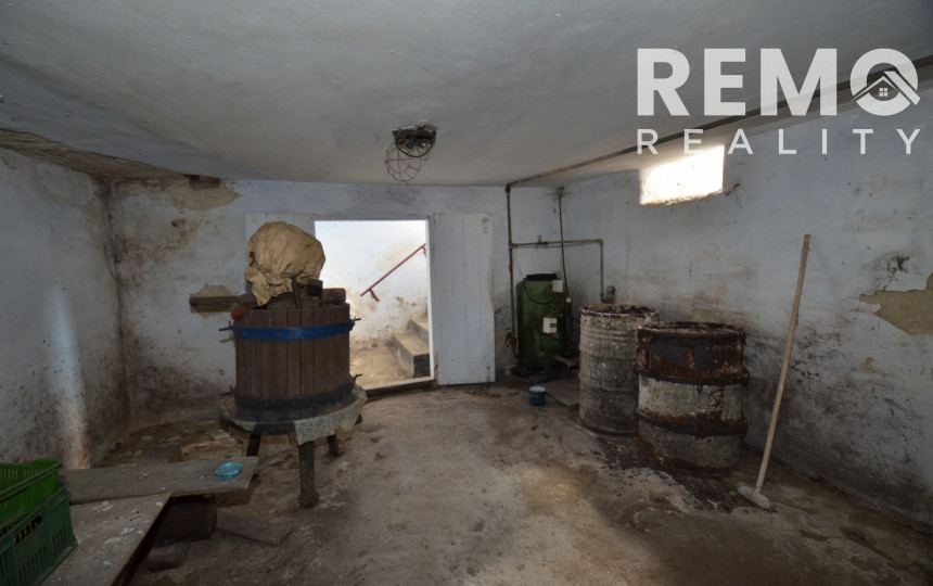 REZERVOVANÉ Rodinný dom s pozemkom 897m2. Možnosť financovať cez hypotéku.