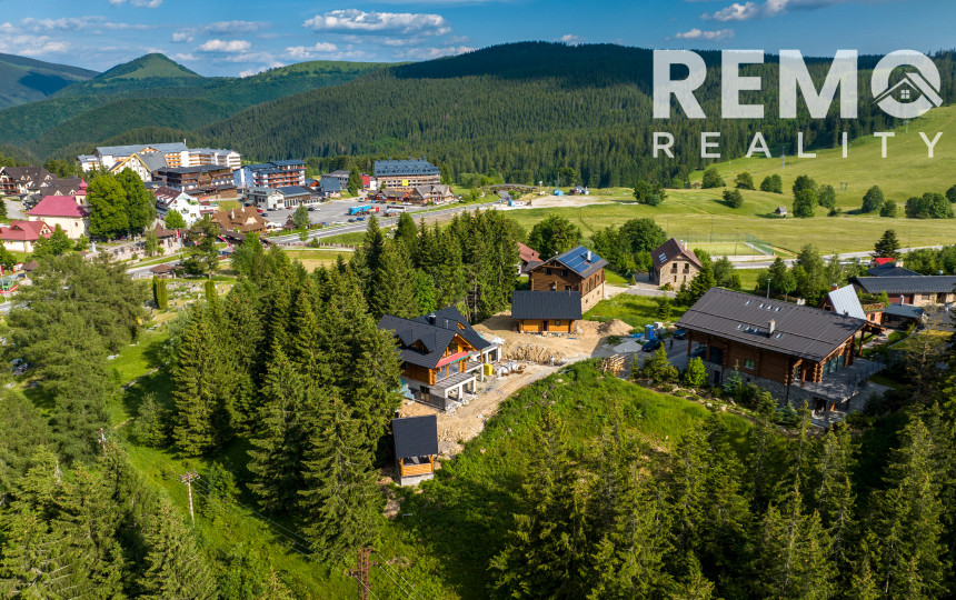 Stavebný pozemok možnosť postaviť 2 chaty. Všetky is, Donovalley Resort. TOP PONUKA