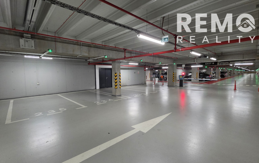 Garážové státie priamo v Tehelnom poli