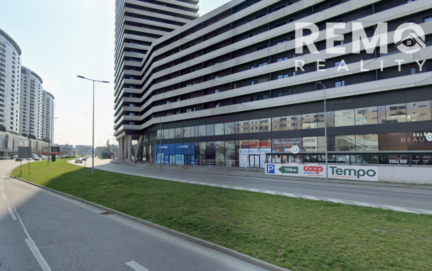 Garážové státie priamo v Tehelnom poli