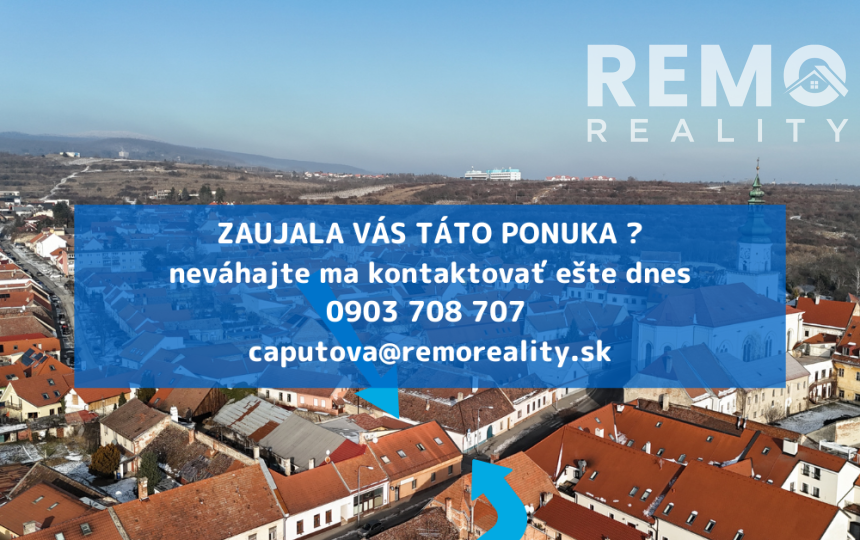 Obchodné priestory s reklamnou plochou v cene. Parkovanie pred prevádzkou.