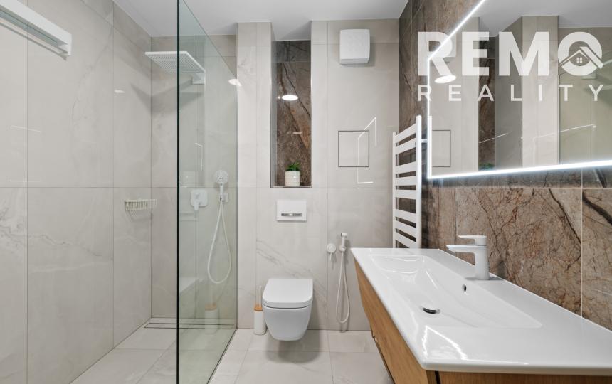 Krásny, nadštandardný 3 izb. byt, internet, parkovanie v CENE. Novostavba PODUN