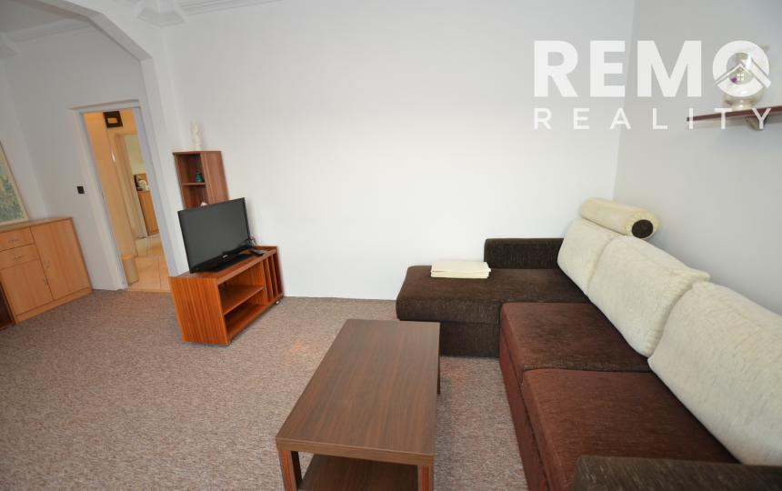 Veľký 1-izbový byt s krásnym výhľadom na Karpaty, Teplická ulica