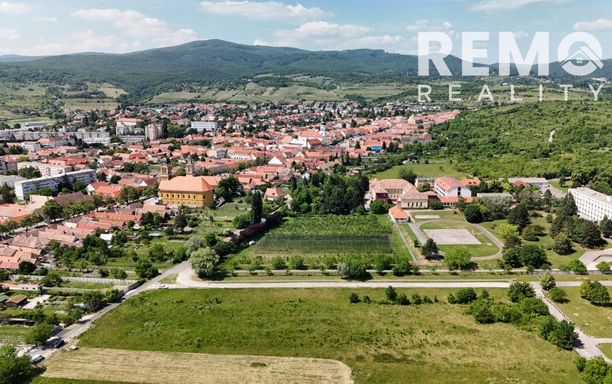 Stavebný pozemok v centre Modry | 3 401 m² | Územný plán na výstavbu RD - TOP PONUKA