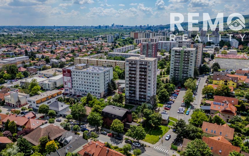 Investičná príležitosť v centre Rače - TOP PONUKA