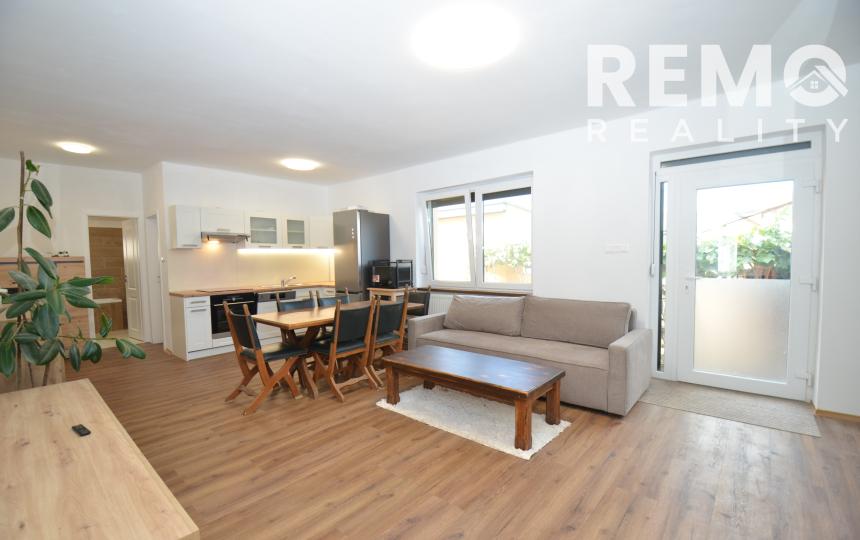 Pekný a priestranný 2-izbový byt s výmerou cca 80 m² – Modra, Vinárska ulica