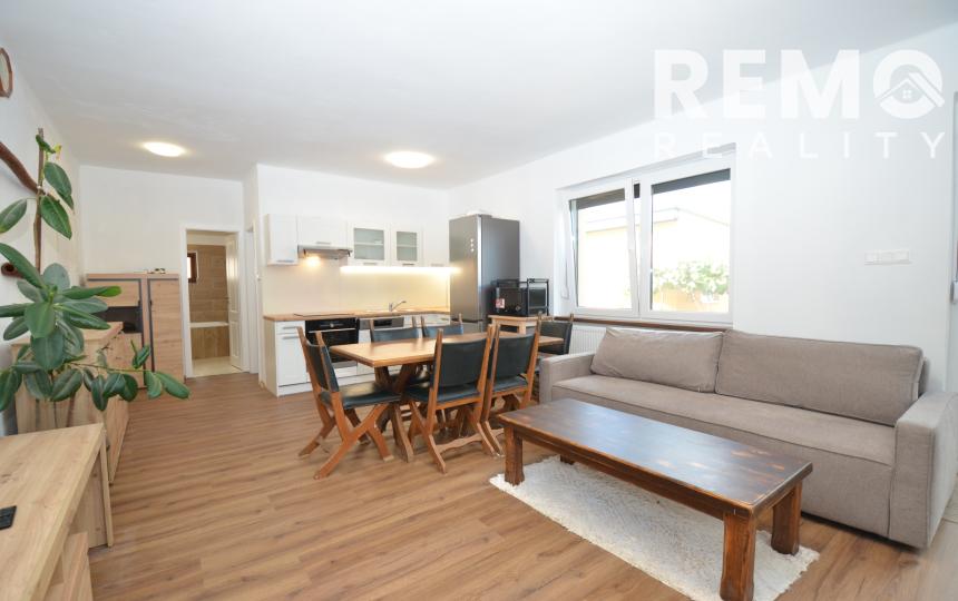 Pekný a priestranný 2-izbový byt s výmerou cca 80 m² – Modra, Vinárska ulica