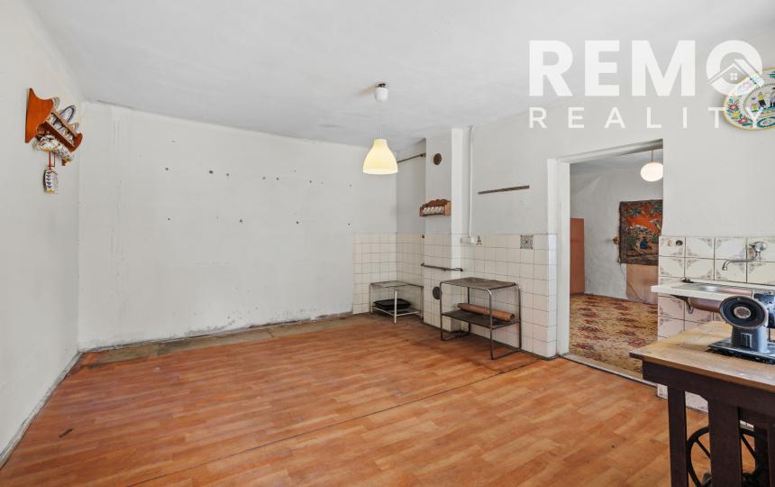 Rodinný dom s pozemkom 515 m² vo Vištuku