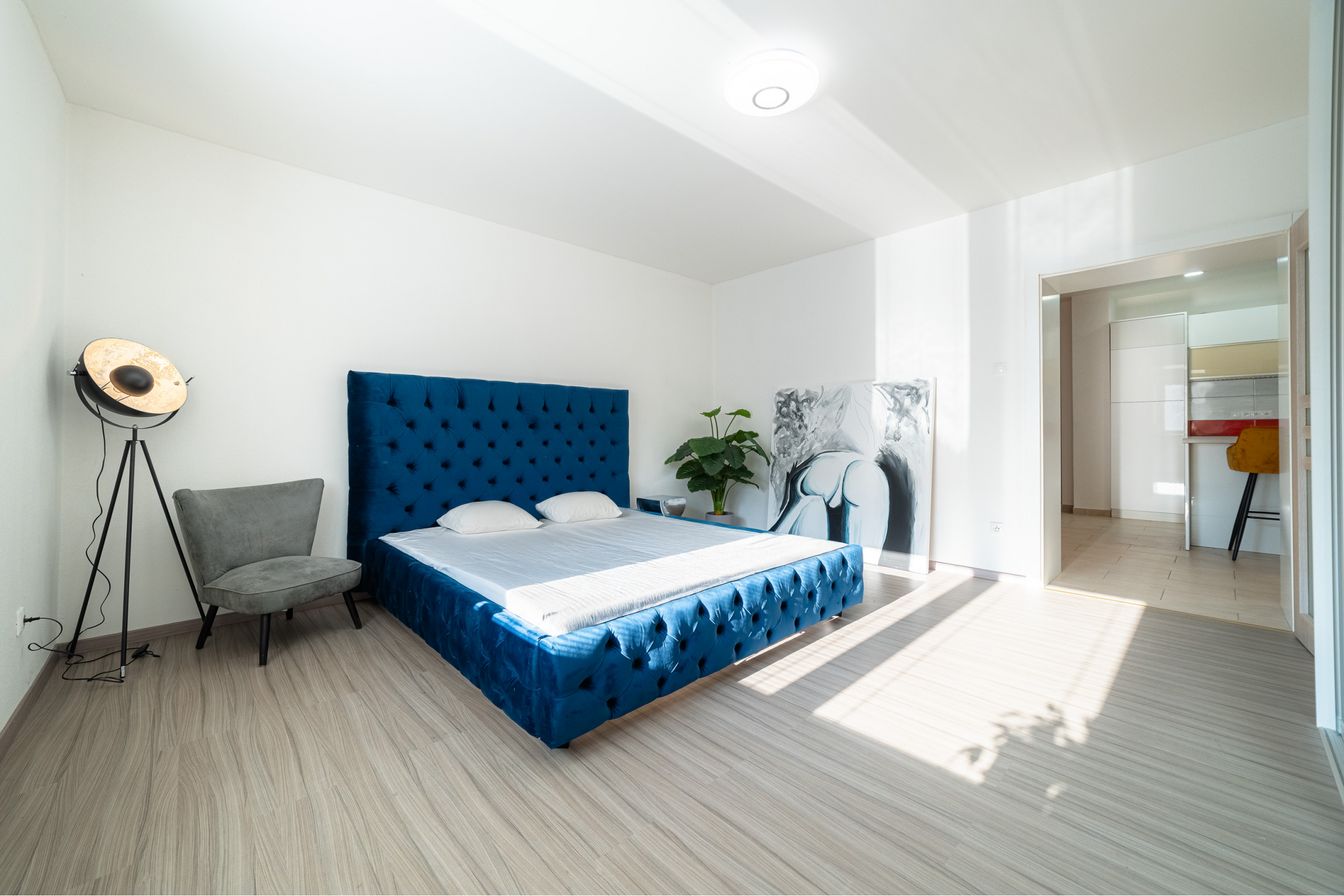 REZERVOVANÉ 6-izb. Veľký rodinný dom s pivnicou a altánkom. Oplatí sa vidieť.