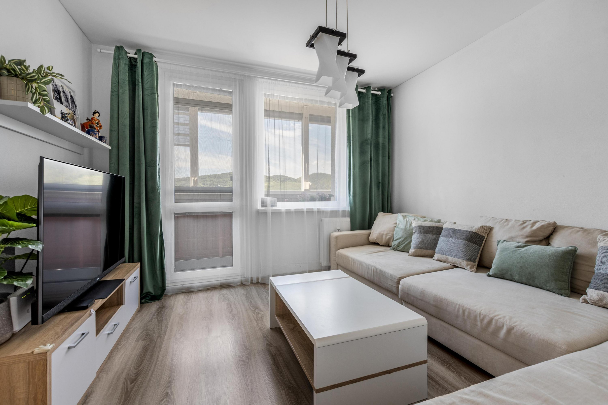 REZERVOVANÉ - Zariadený 3-izb.byt po kompletnej rekonštrukcii – TOP PONUKA