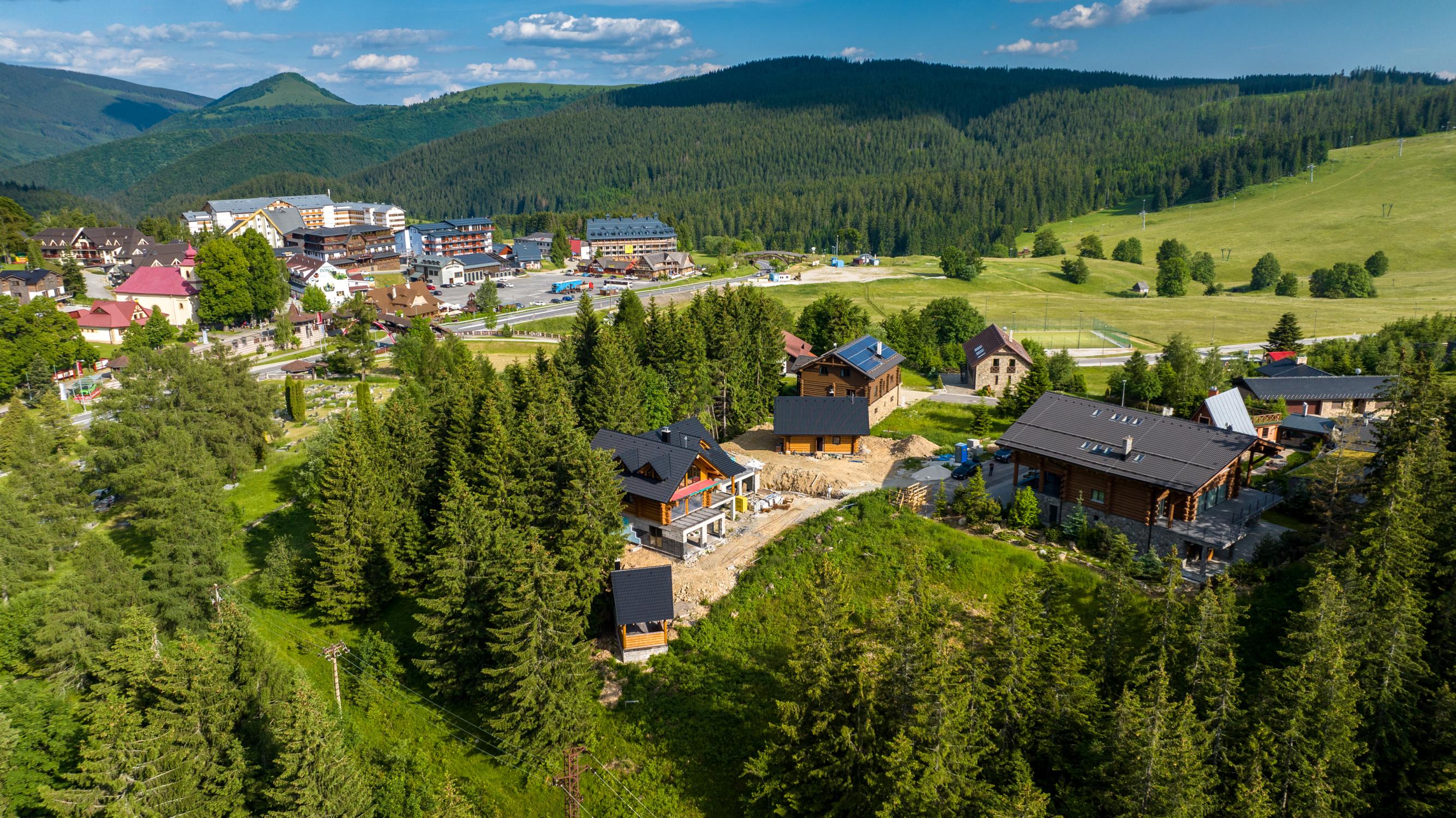 Stavebný pozemok. Všetky is, Donovalley Resort. TOP PONUKA