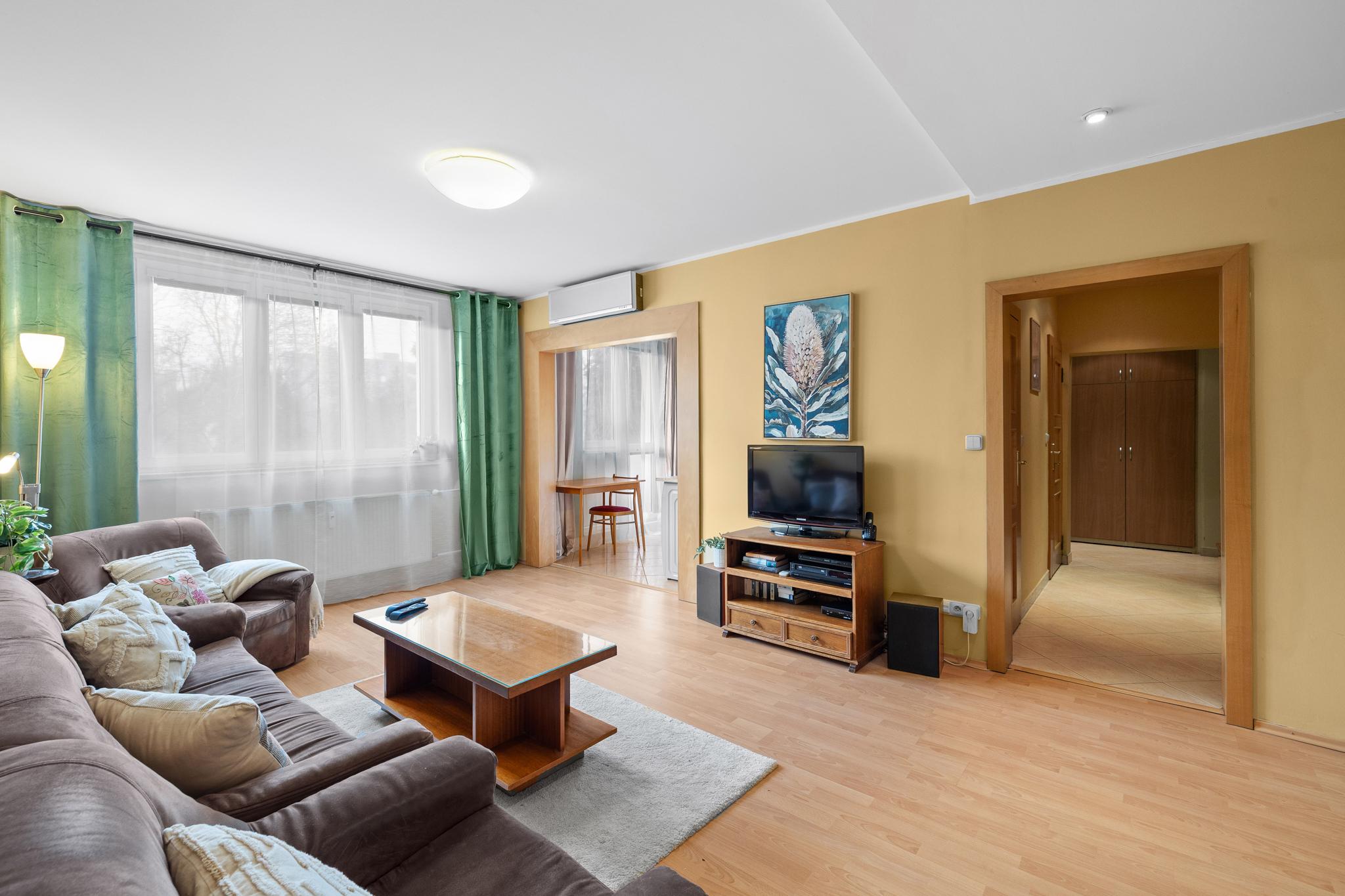 Veľký 3-izb. byt s dvomi balkónmi a výhľadom do zelene. TOP PONUKA