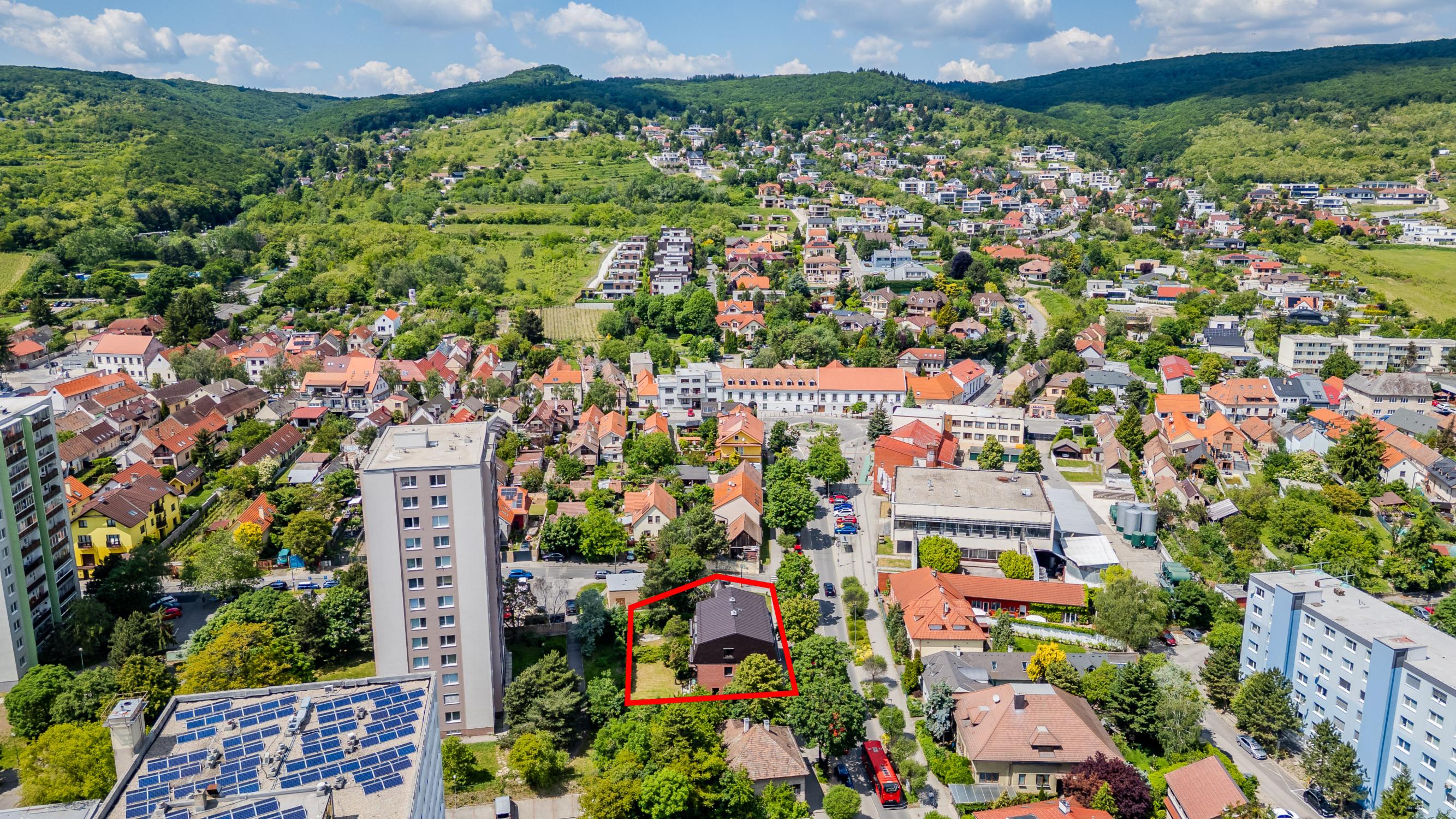 Investičná príležitosť v centre Rače - TOP PONUKA